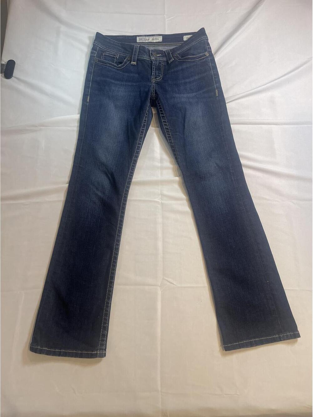 Women’s BKE Denim Peyton Size 28 Boot Stretch Jeans
